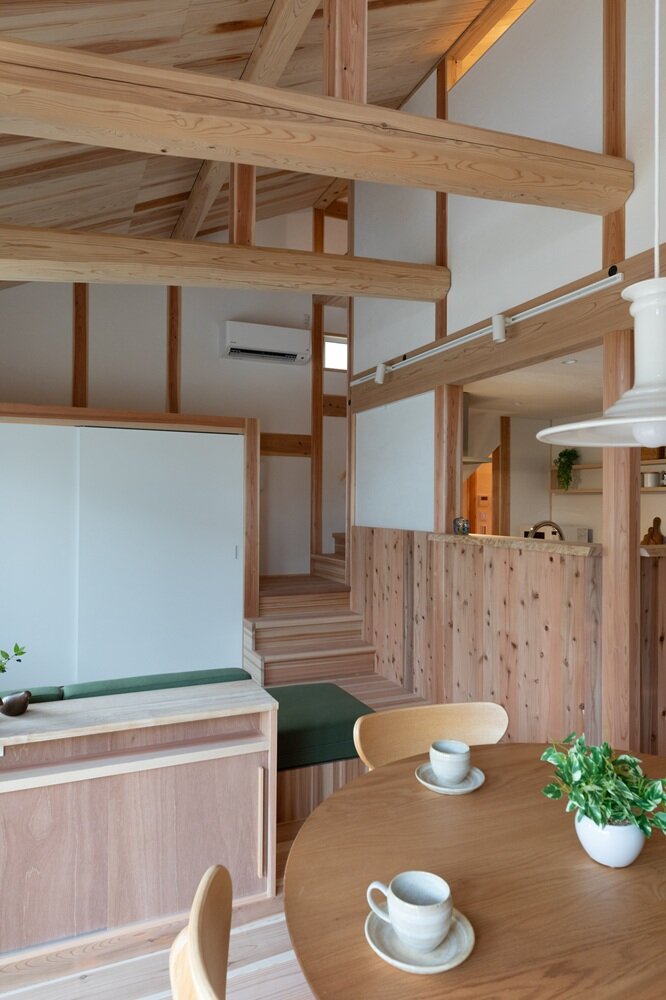 『ばんざいや』