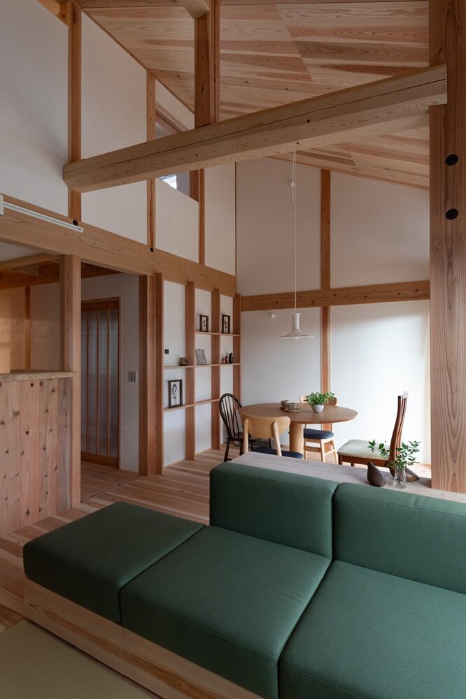 『ばんざいや』